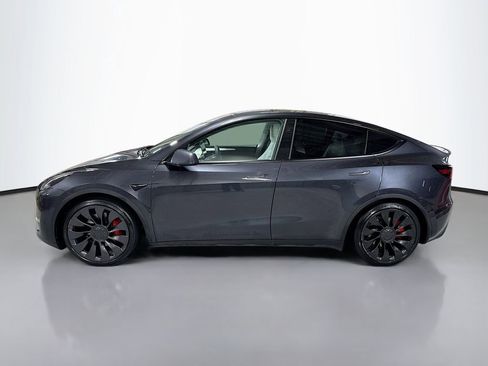 Used 2024 Tesla Model Y Performance image 10