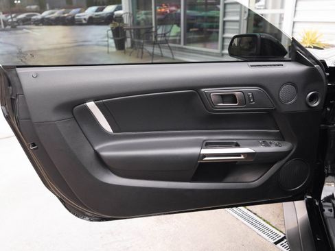 Used 2021 Ford Mustang Shelby GT500 image 12