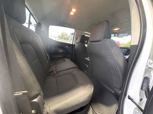 Used 2022 Chevrolet Colorado LT w/ LT Convenience Package image 13