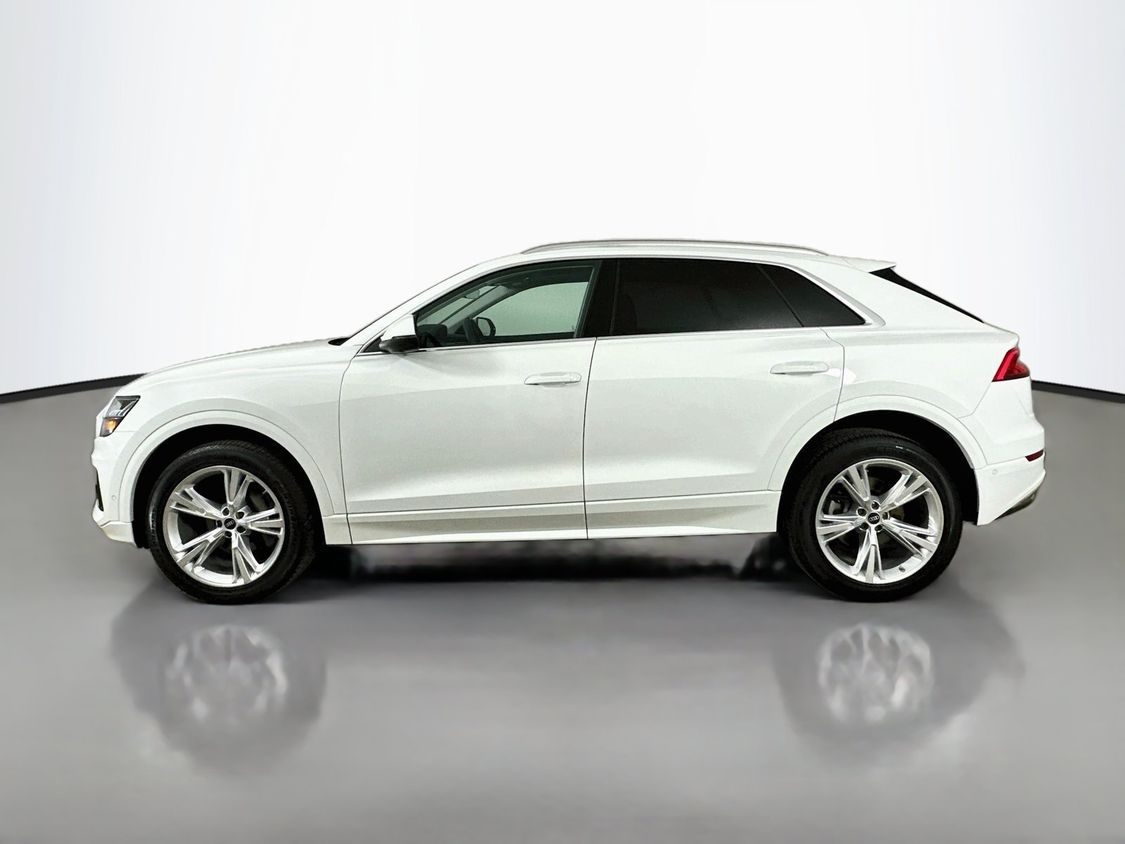 Certified 2023 Audi Q8 Premium w/ Convenience Package AWD/4WD image 8