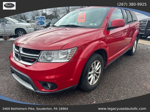 Used 2014 Dodge Journey SXT w/ Flexible Seating Group image 2