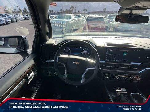 Used 2023 Chevrolet Silverado 1500 LT AWD/4WD image 13