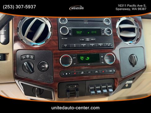 Used 2009 Ford F250 Lariat image 10