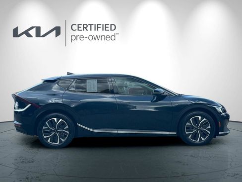 Certified 2024 Kia EV6 Light RWD image 3