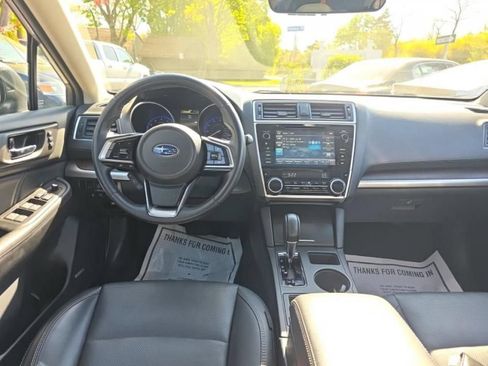 Used 2018 Subaru Outback 2.5i Limited AWD/4WD image 12
