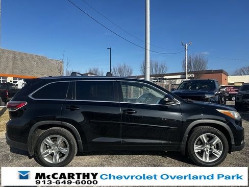 Used 2015 Toyota Highlander Limited image 2