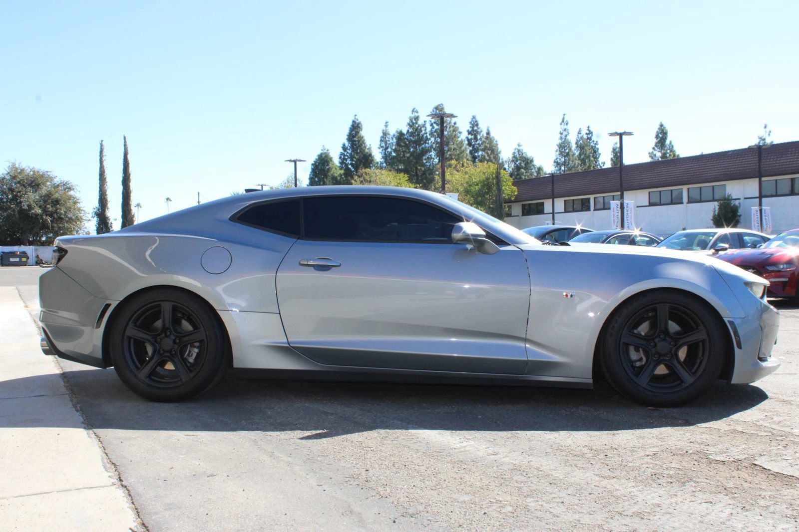 Used 2023 Chevrolet Camaro LT RWD image 5
