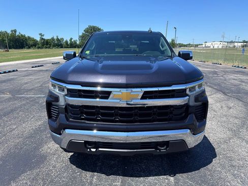 Used 2023 Chevrolet Silverado 1500 LT AWD/4WD image 17