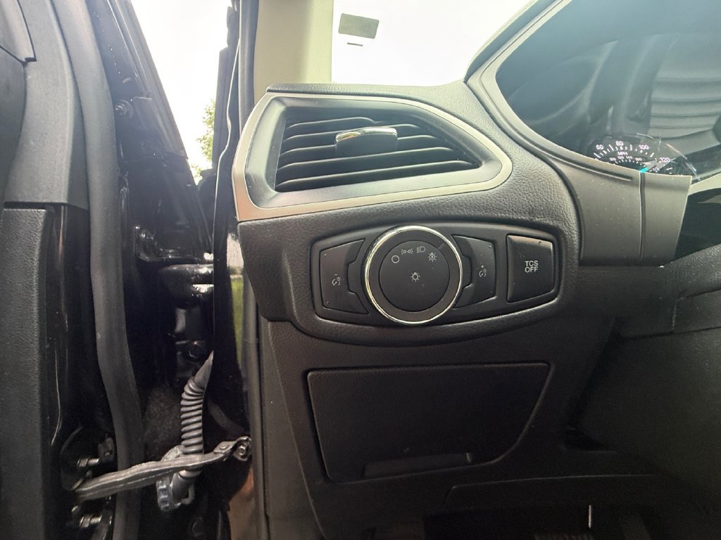 Used 2024 Ford Edge SEL AWD/4WD image 19