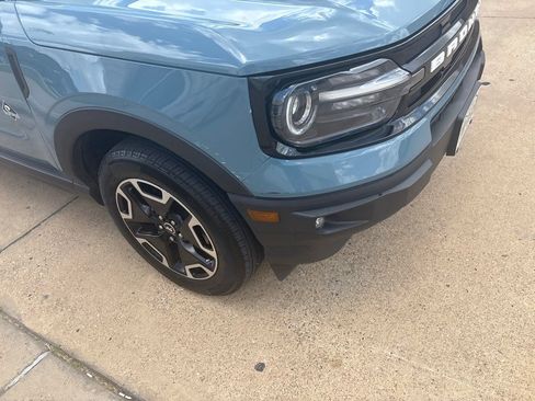 Used 2023 Ford Bronco Sport Outer Banks w/ Tech Package AWD/4WD image 5