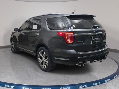 Used 2018 Ford Explorer Platinum image 8