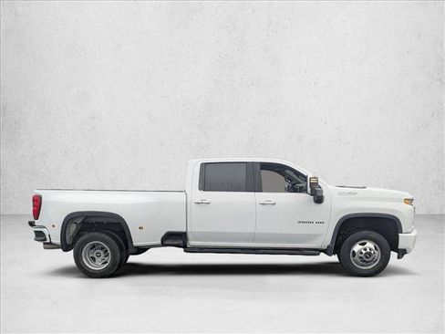 Used 2020 Chevrolet Silverado 3500 High Country image 4