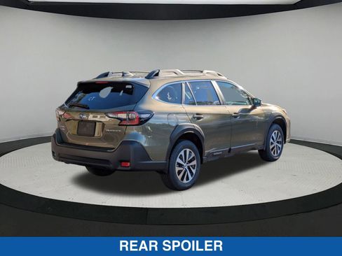Certified 2025 Subaru Outback Premium image 4