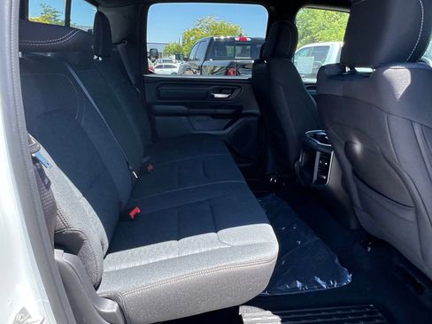 New 2026 RAM 1500 Express AWD/4WD image 15