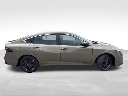 New 2026 Nissan Sentra SV w/ Floor Mat Package FWD image 8