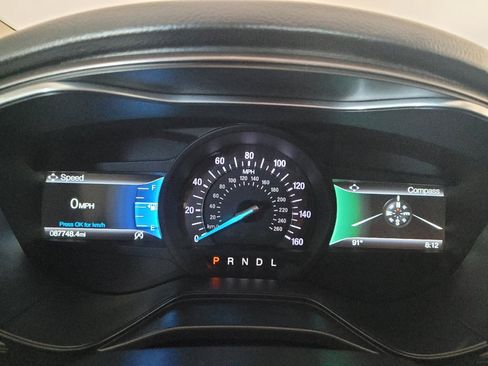 Used 2020 Ford Fusion SE FWD image 23