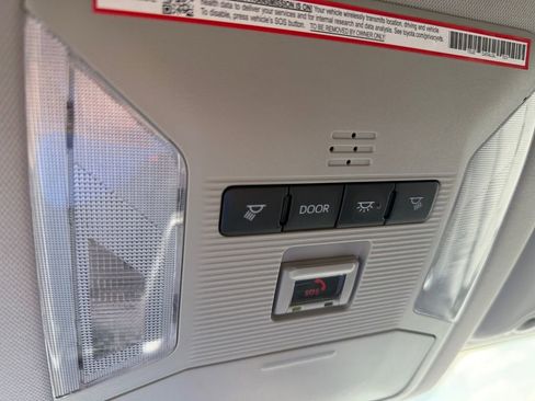 Used 2025 Toyota RAV4 LE image 21