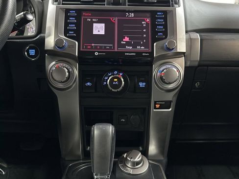 Used 2022 Toyota 4Runner SR5 Premium w/ Moonroof Package AWD/4WD image 21
