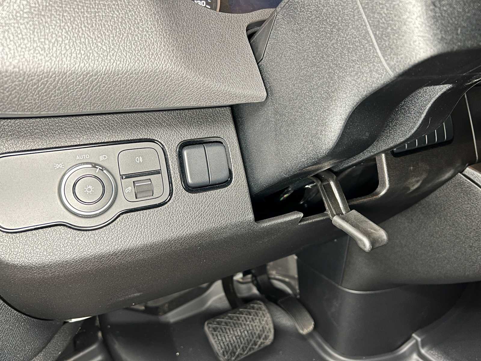 Used 2025 Mercedes-Benz Sprinter 2500 image 21