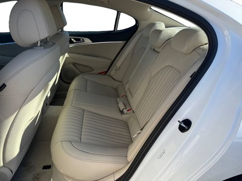 Used 2026 Genesis G70 2.5T Prestige RWD image 13