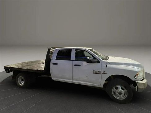 Used 2014 RAM 3500 Tradesman w/ Chrome Appearance Group image 6