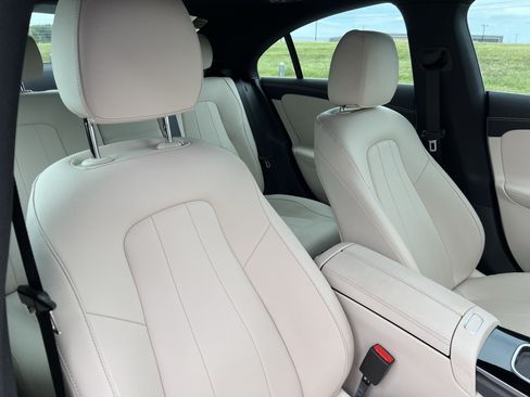 Used 2026 Mercedes-Benz CLA 250 image 35