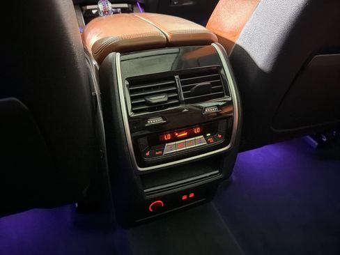 Used 2019 BMW X7 xDrive50i w/ Dynamic Handling Package AWD/4WD image 31