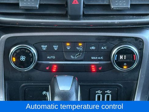 Used 2019 Ford EcoSport SE image 22