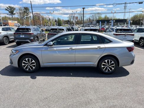 Used 2024 Volkswagen Jetta S image 2