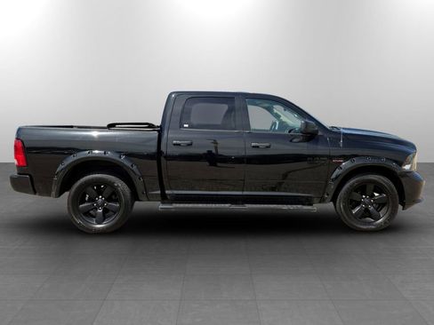 Used 2016 RAM 1500 Express w/ Black Ram 1500 Express Group AWD/4WD image 5