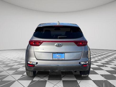 Used 2021 Kia Sportage LX image 4