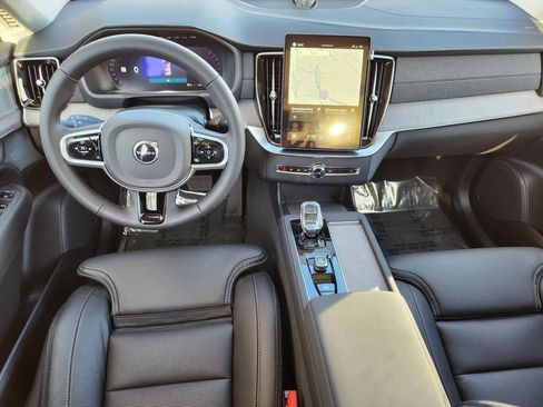 New 2026 Volvo XC90 B6 Ultra w/ Lounge Package image 3