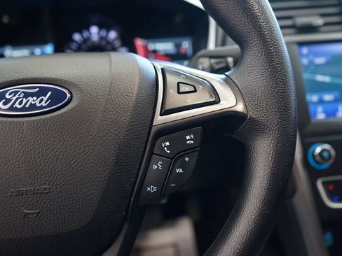 Used 2020 Ford Fusion SE FWD image 30