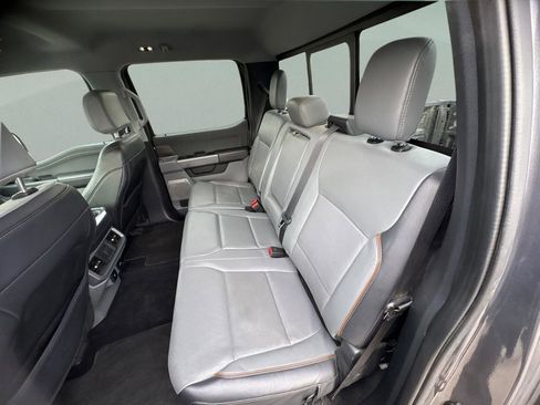 Used 2025 Ford F150 Lariat w/ Equipment Group 501A Mid image 11