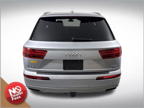 Used 2018 Audi Q7 3.0T Prestige image 4