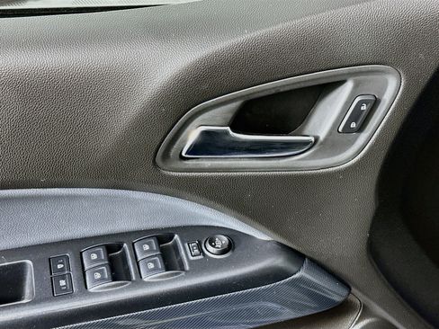 Used 2016 Chevrolet Colorado Z71 AWD/4WD image 15