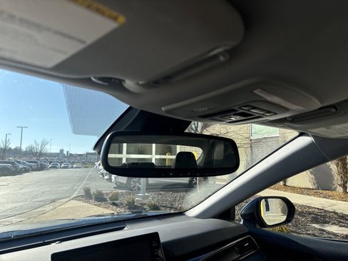 Used 2021 Toyota Camry XSE image 27