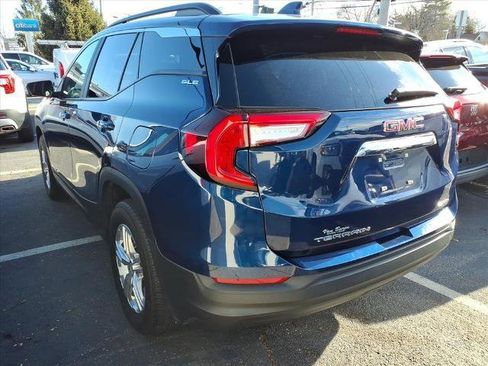 Certified 2022 GMC Terrain SLE w/ Driver Convenience Package image 6
