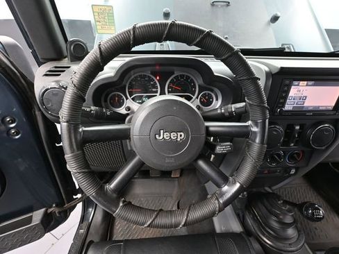 Used 2008 Jeep Wrangler Unlimited Sahara AWD/4WD image 22