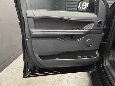 Used 2023 Ford Expedition XL AWD/4WD image 15