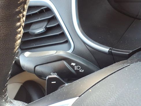 Used 2016 Ford Edge Titanium w/ Technology Package image 18