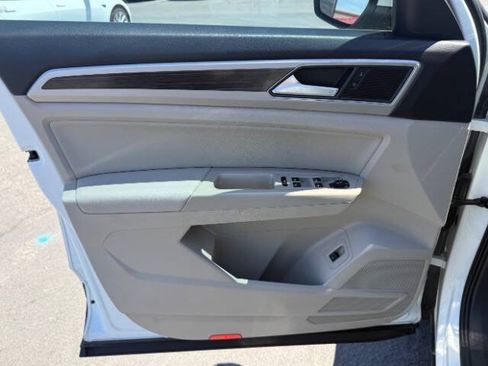 Used 2019 Volkswagen Atlas SEL AWD/4WD image 11