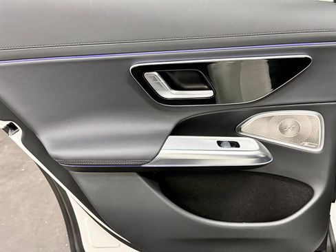 Used 2025 Mercedes-Benz E 450 4MATIC All-Terrain Wagon image 38