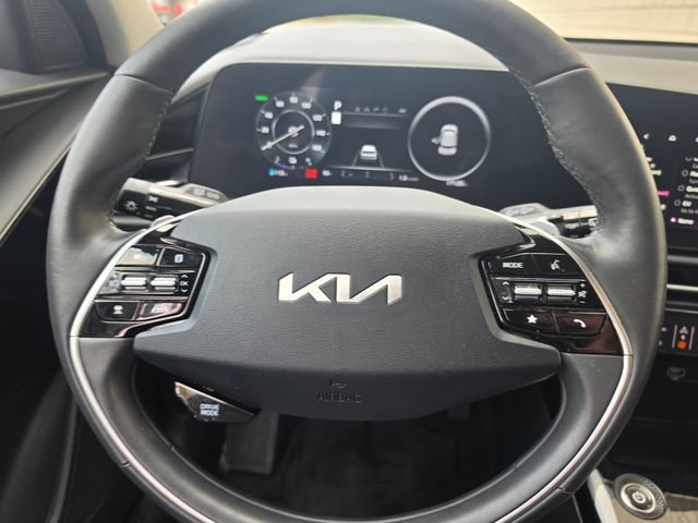 Used 2025 Kia Niro Wind w/ Wind Preserve Package FWD image 44