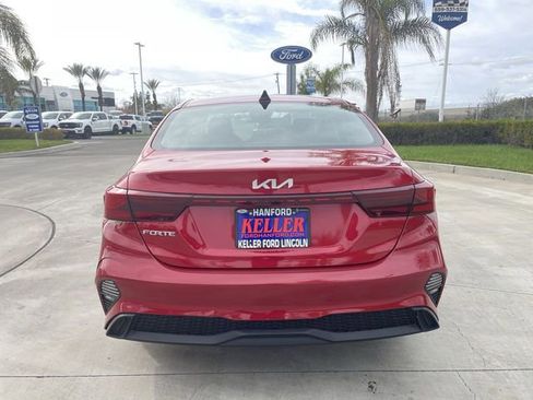 Used 2023 Kia Forte LXS image 7