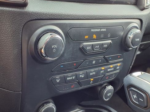 Used 2020 Ford Ranger Lariat w/ Equipment Group 501A Mid image 13