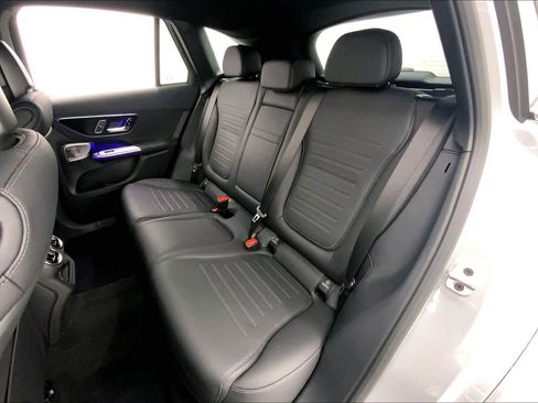 New 2026 Mercedes-Benz GLC 300 image 7