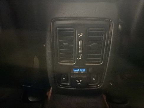 Used 2018 Jeep Grand Cherokee High Altitude AWD/4WD image 24