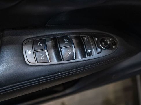 Used 2015 INFINITI Q70 L 3.7 image 15