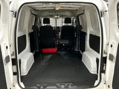 Used 2021 Nissan NV200 SV w/ Back Door Glass Package image 19